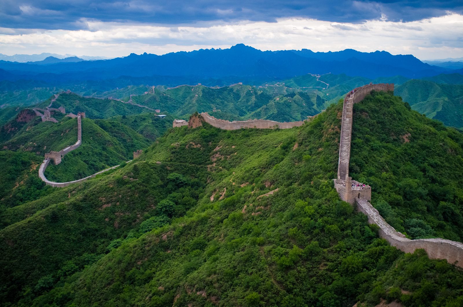 The Great Wall in autumn with colorful foliage